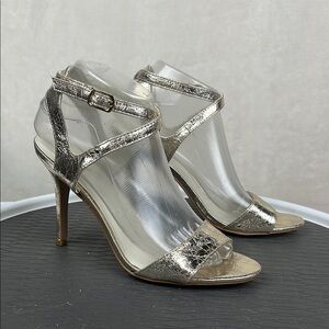 a.n.a. Elegant Gold Stiletto Heels Womens 8 heel 4” holiday